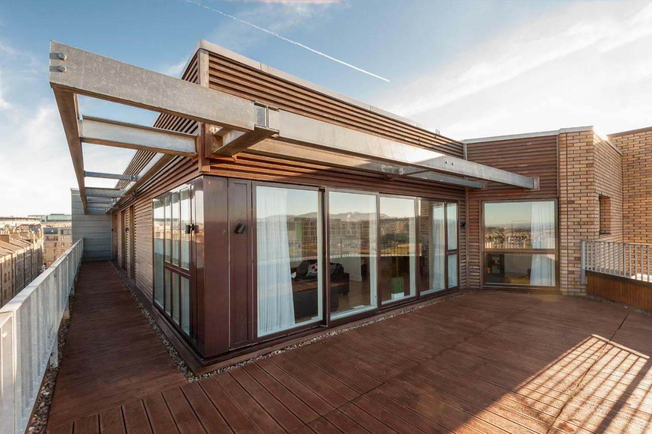 Luxury Penthouse Apartment